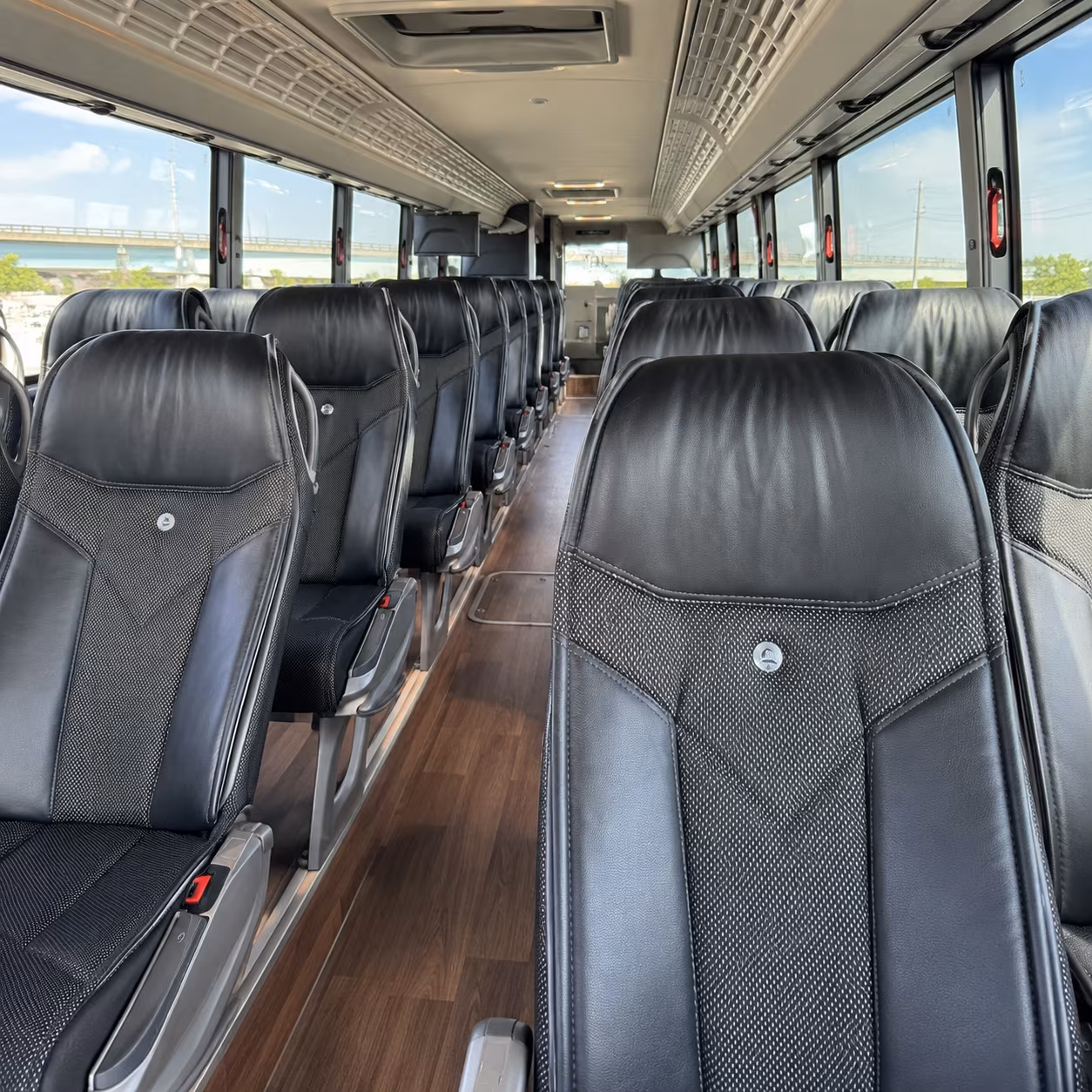 charter buses for group wine tours along the cucamonga valley wine trail