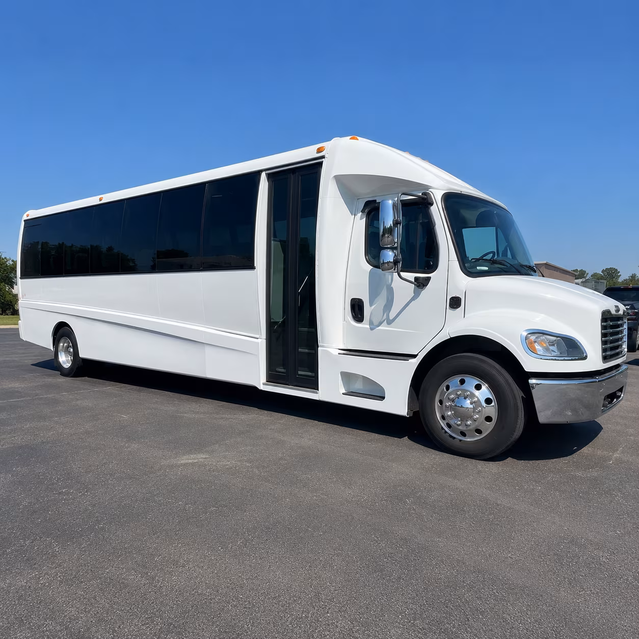 minibuses for corporate conference groups staying near the 71 and 60 interchange