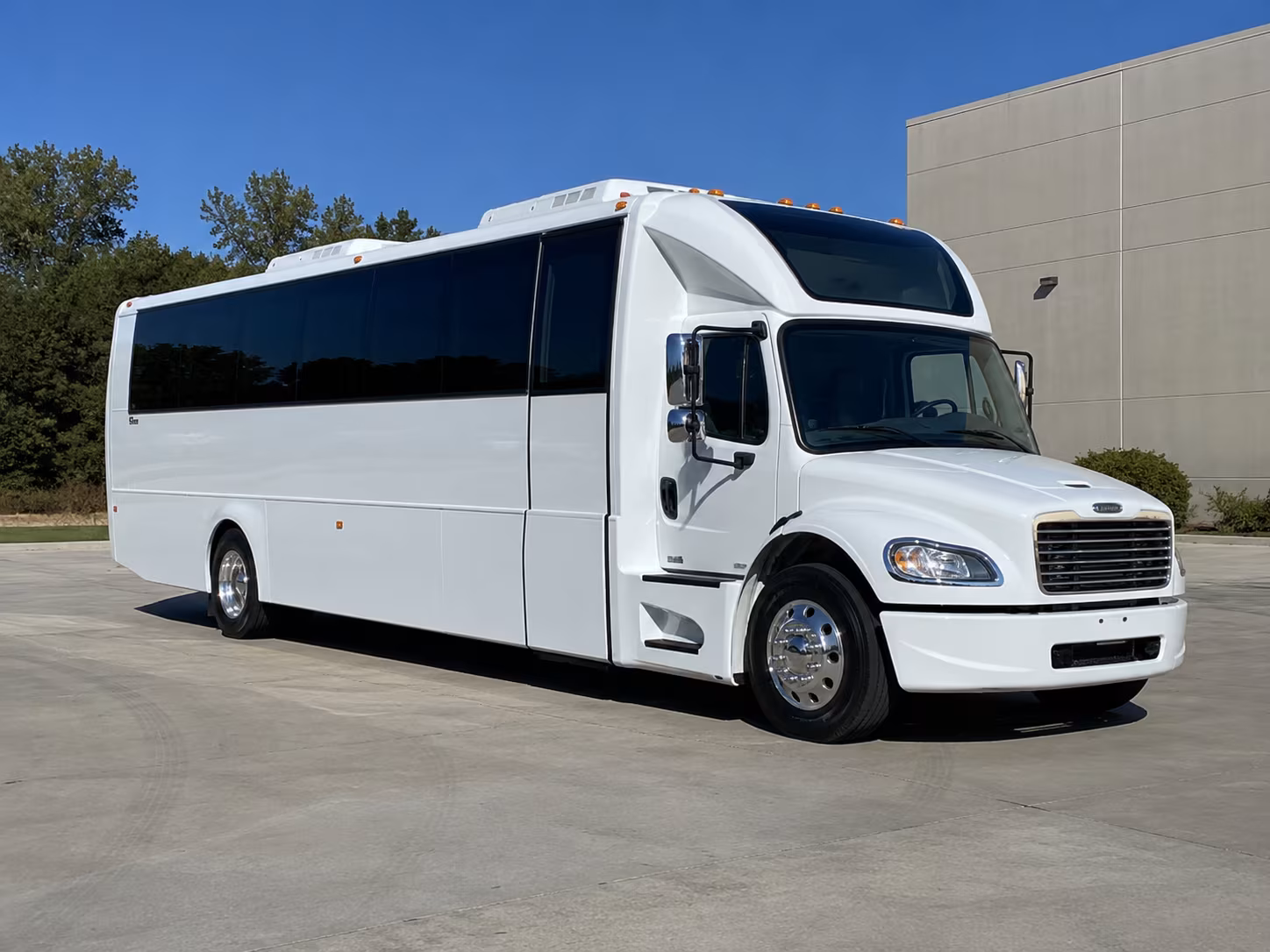 party buses for bachelorette wine tours through temecula valley