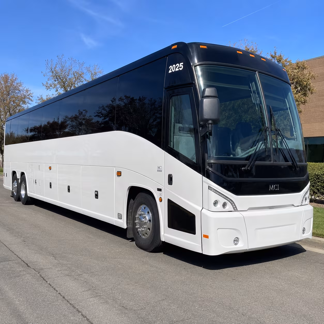 secure transportation for your next convention or trade show 3
